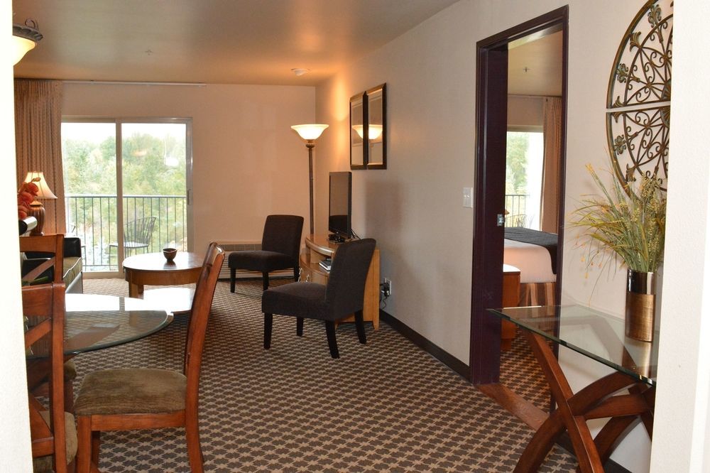 Oxford Suites Γιακίμα Εξωτερικό φωτογραφία