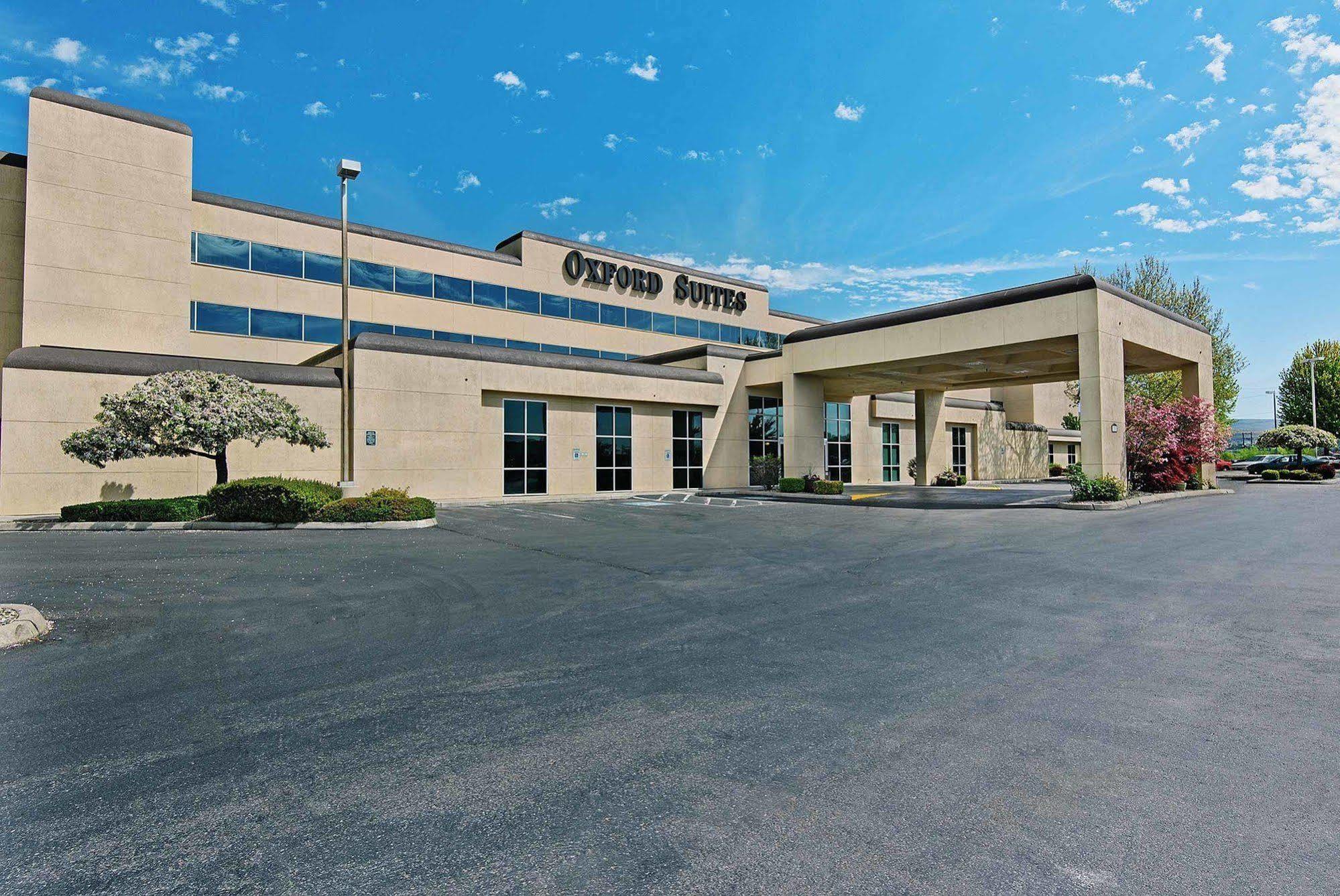 Oxford Suites Γιακίμα Εξωτερικό φωτογραφία
