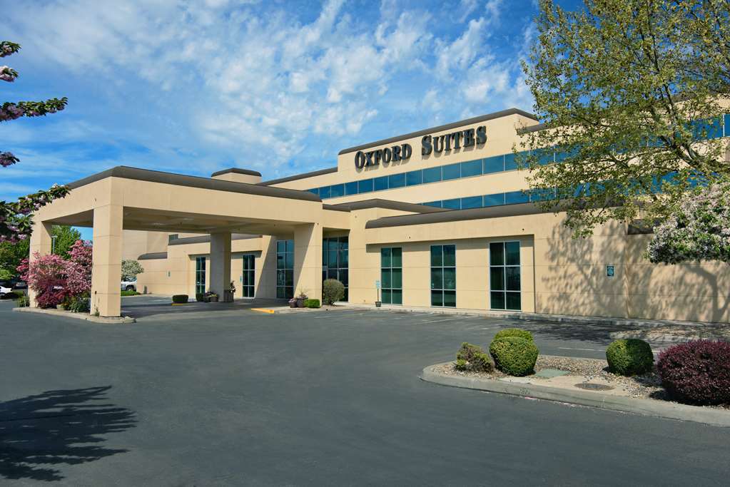Oxford Suites Γιακίμα Εξωτερικό φωτογραφία